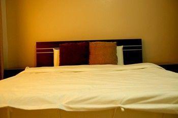 Tancor 3 Residential Suites 宿务 外观 照片